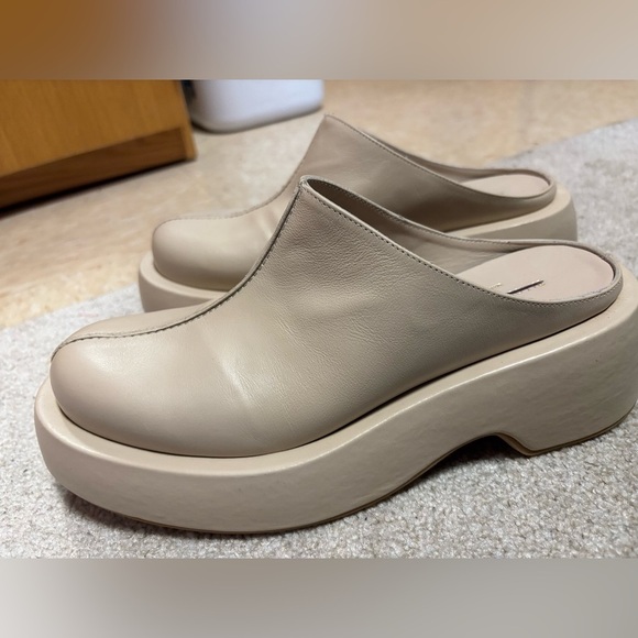 Paloma Berceló Ega Wedge Clog - Picture 4 of 15